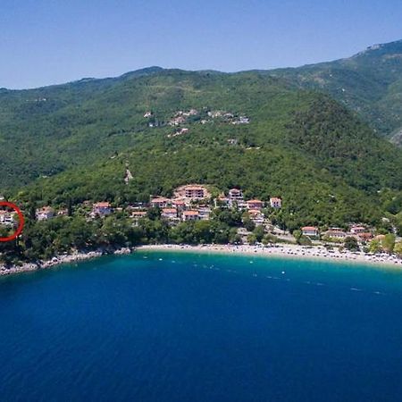 Bed And Breakfast Villa Maria Ловран Экстерьер фото